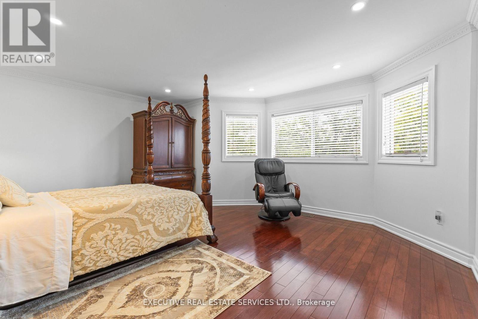 7090 Terragar Boulevard, Mississauga, ON - Indoor Photo Showing Bedroom