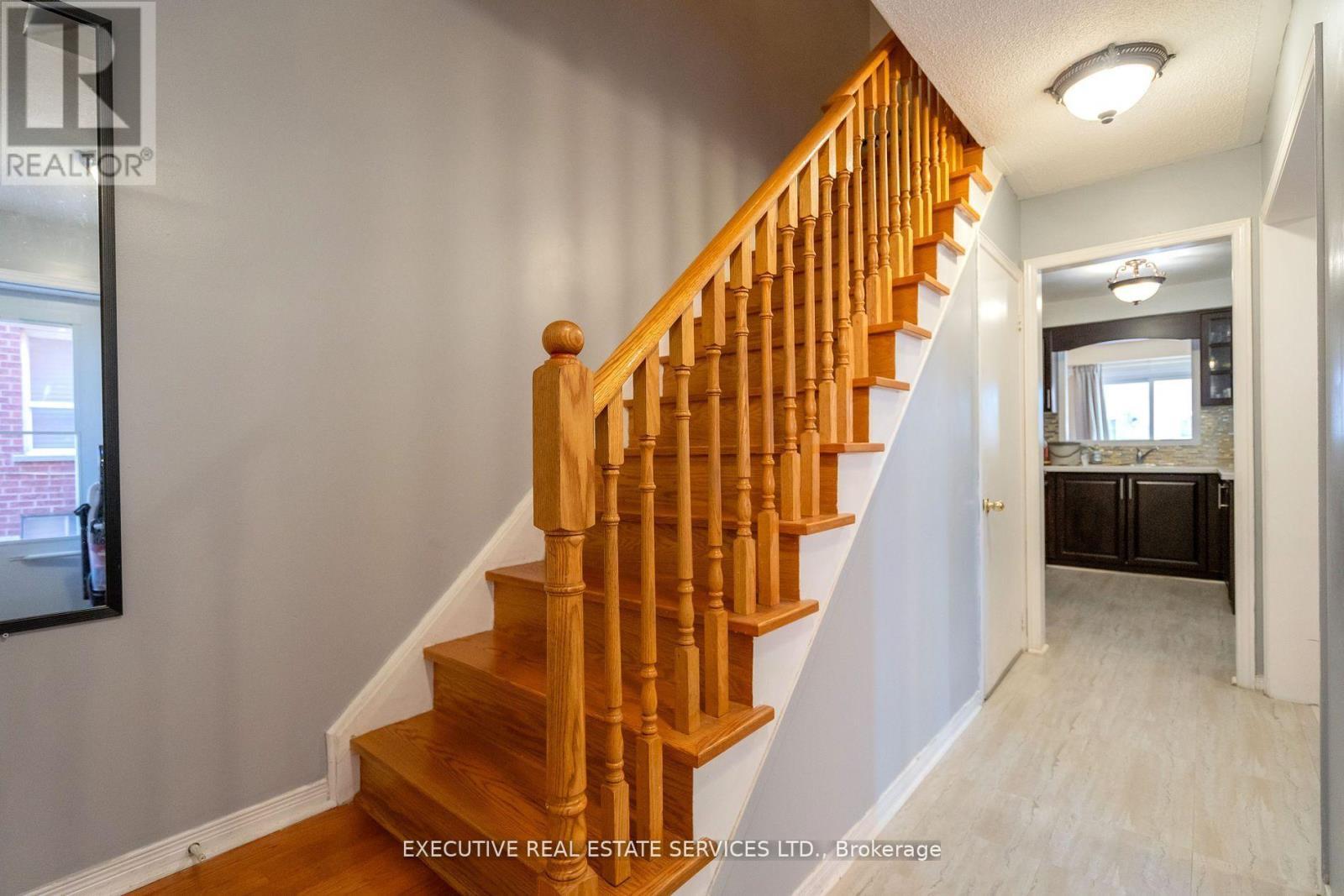 3873 Densbury Drive, Mississauga, ON - Indoor Photo Showing Other Room