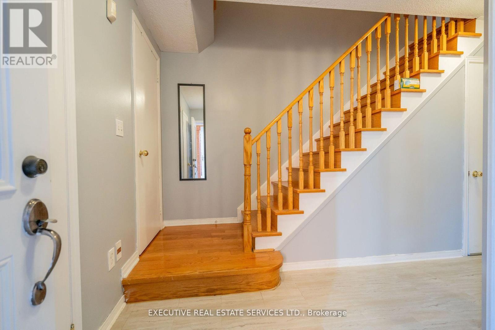 3873 Densbury Drive, Mississauga, ON - Indoor Photo Showing Other Room