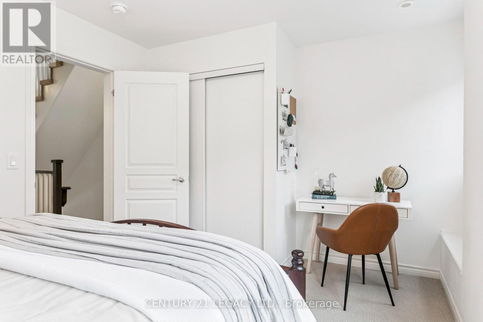 Work from Home Space - 2 - 80 Eastwood Park Gardens, Toronto, ON - Indoor Photo Showing Bedroom