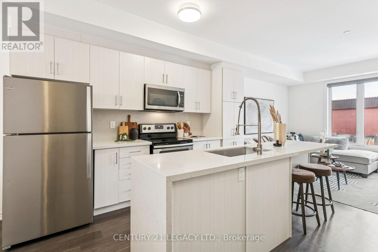 Stainless Steel Appliances - 2 - 80 Eastwood Park Gardens, Toronto, ON - Indoor Photo Showing Kitchen With Upgraded Kitchen