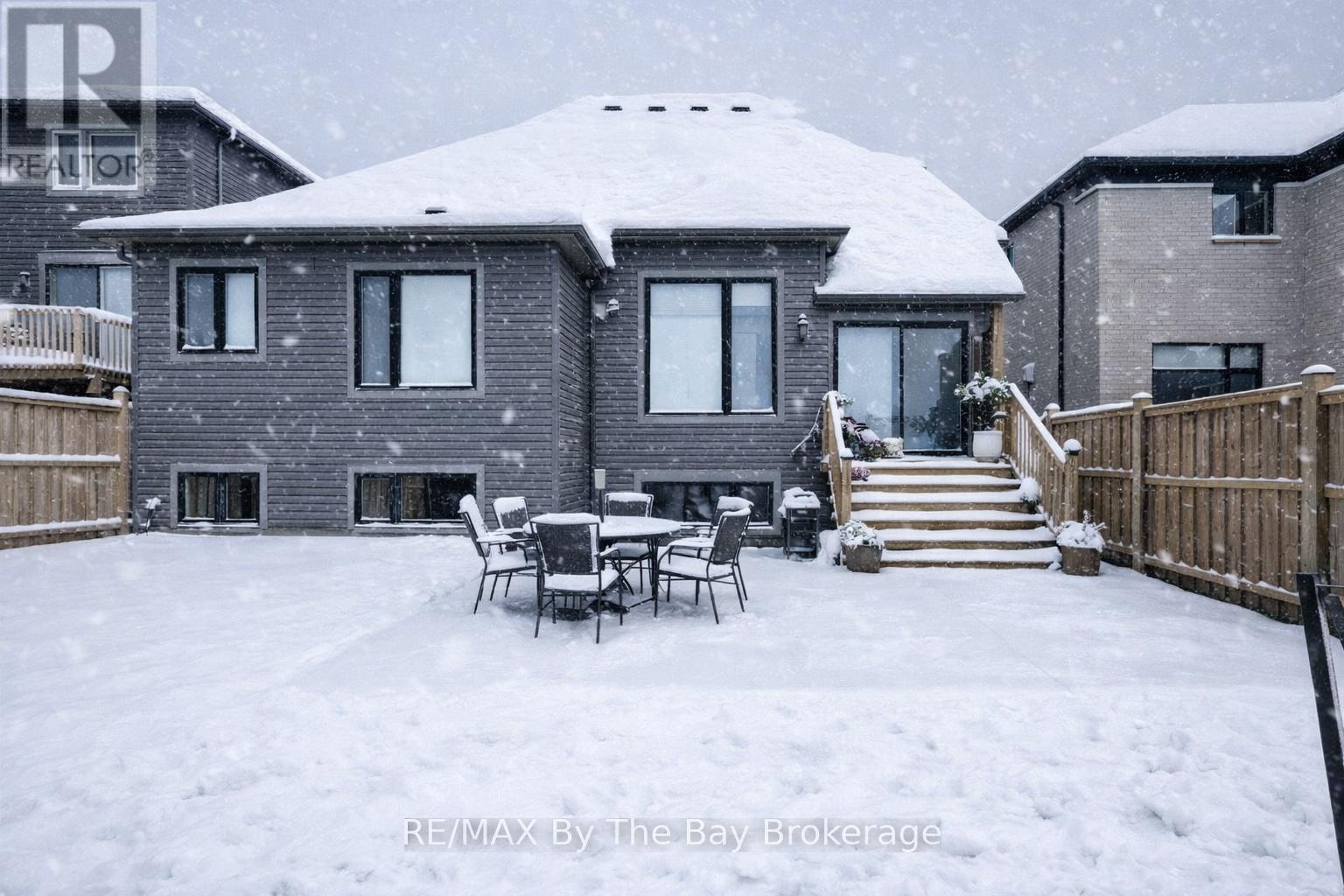 33 Nicort Road, Wasaga Beach, ON - Outdoor