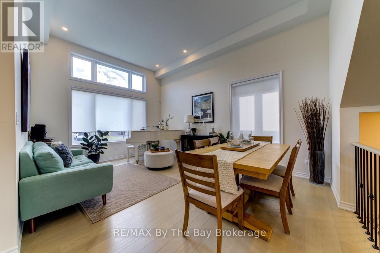 33 Nicort Road, Wasaga Beach, ON - Indoor