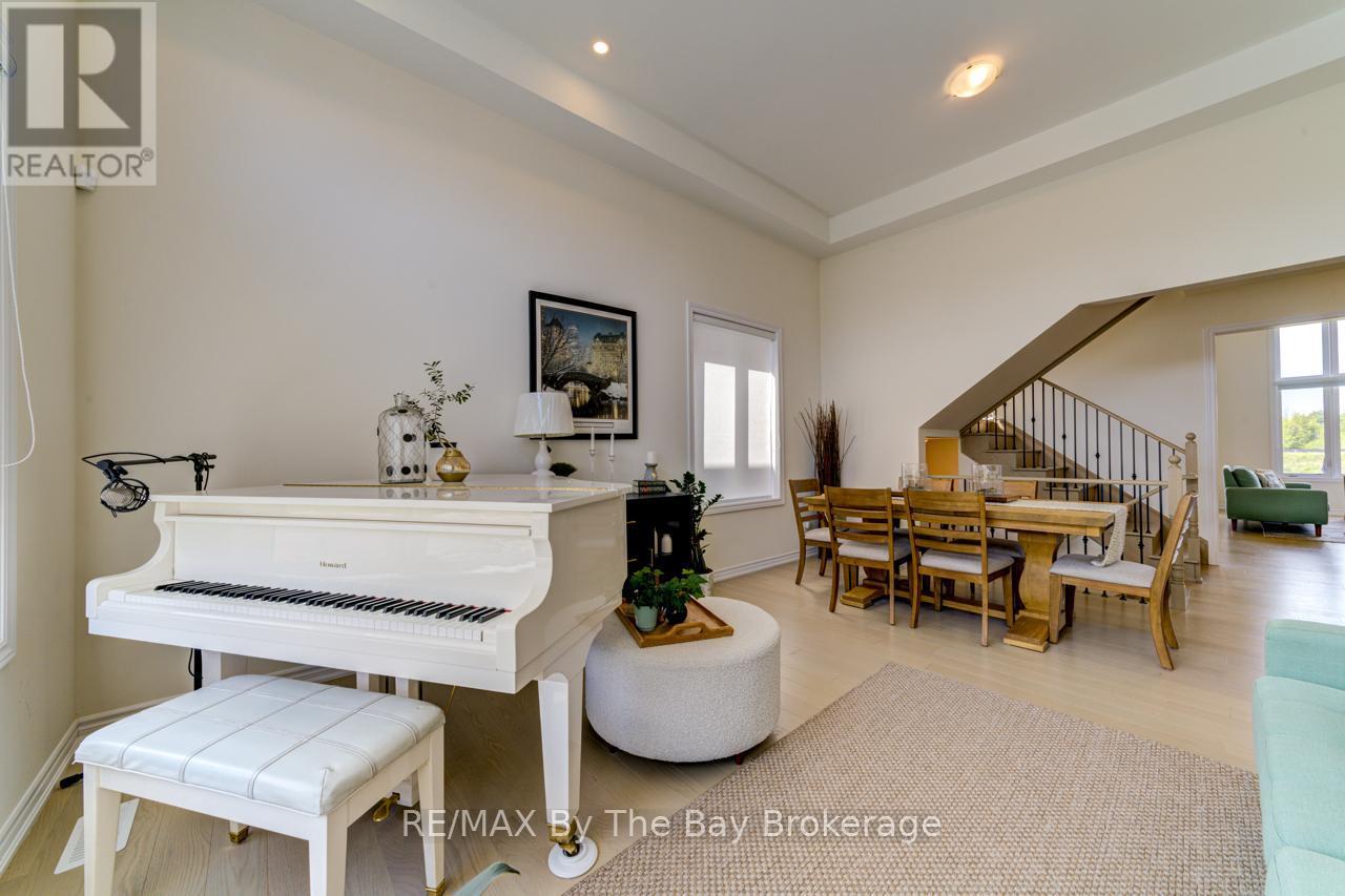 33 Nicort Road, Wasaga Beach, ON - Indoor