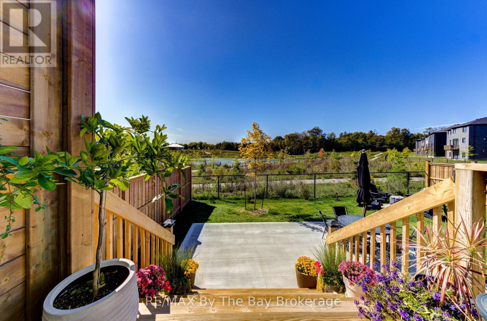 33 Nicort Road, Wasaga Beach, ON - Outdoor