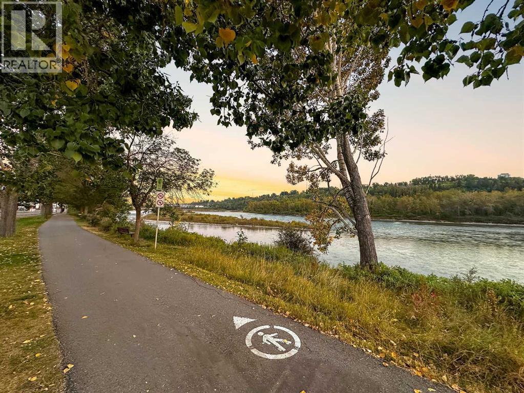 2716 3 Avenue Nw, Calgary, AB - Outdoor With Body Of Water With View