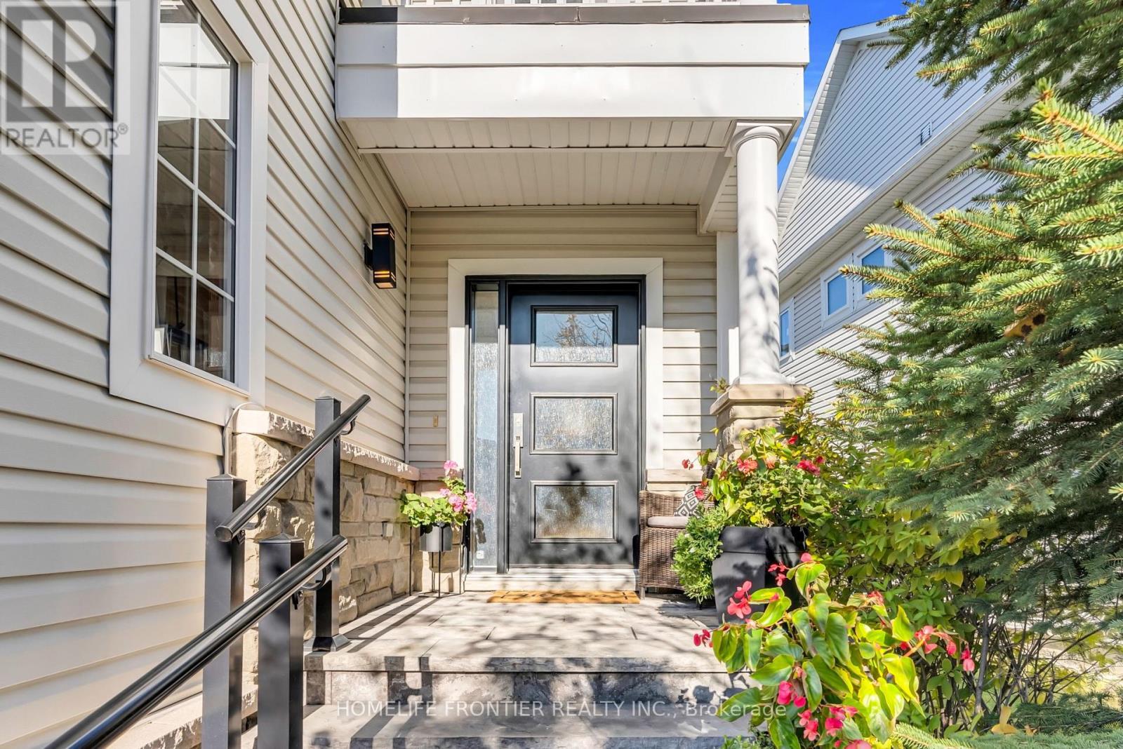 73 Kenilworth Crescent, Whitby, ON - Outdoor