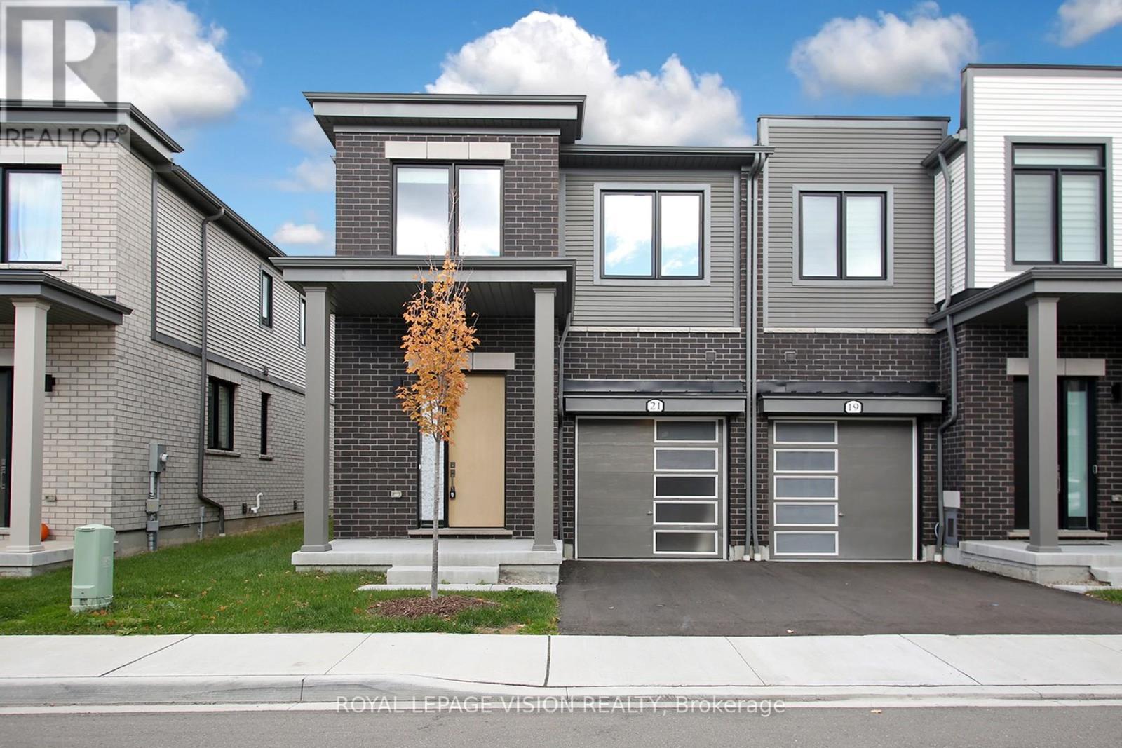 21 Sorbara Way, Whitby, ON - Outdoor With Facade