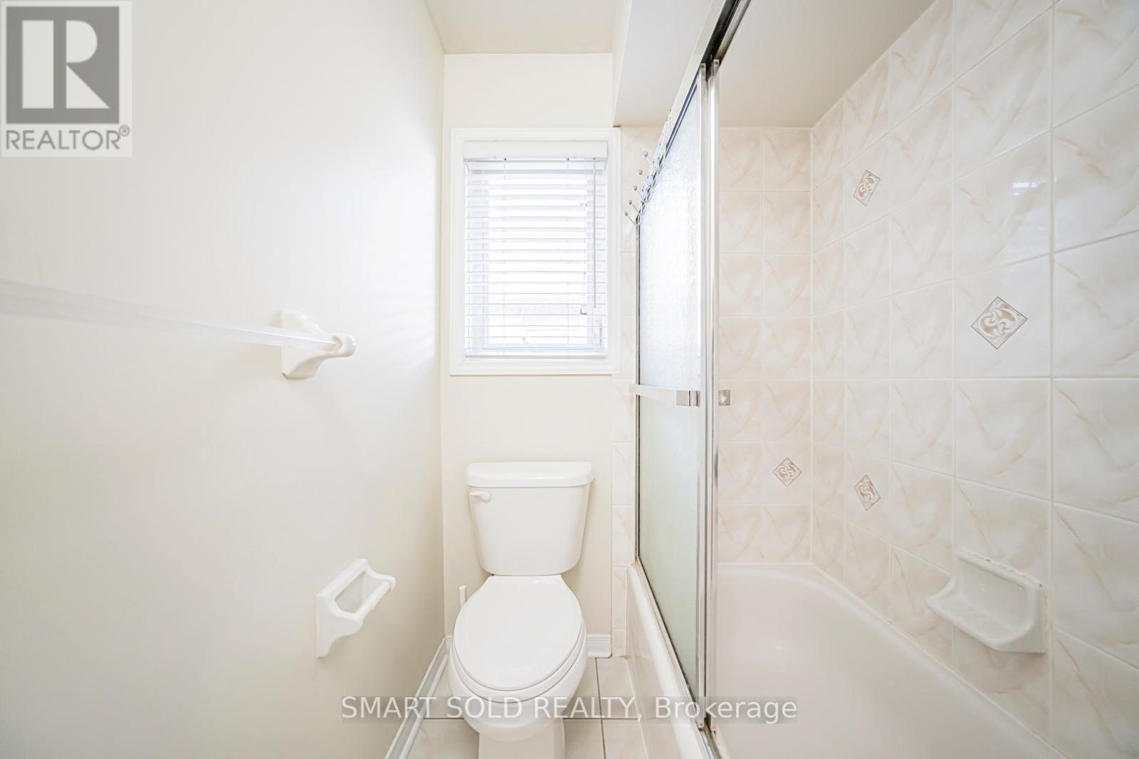 28 Tara Crescent, Markham, ON - Indoor Photo Showing Bathroom