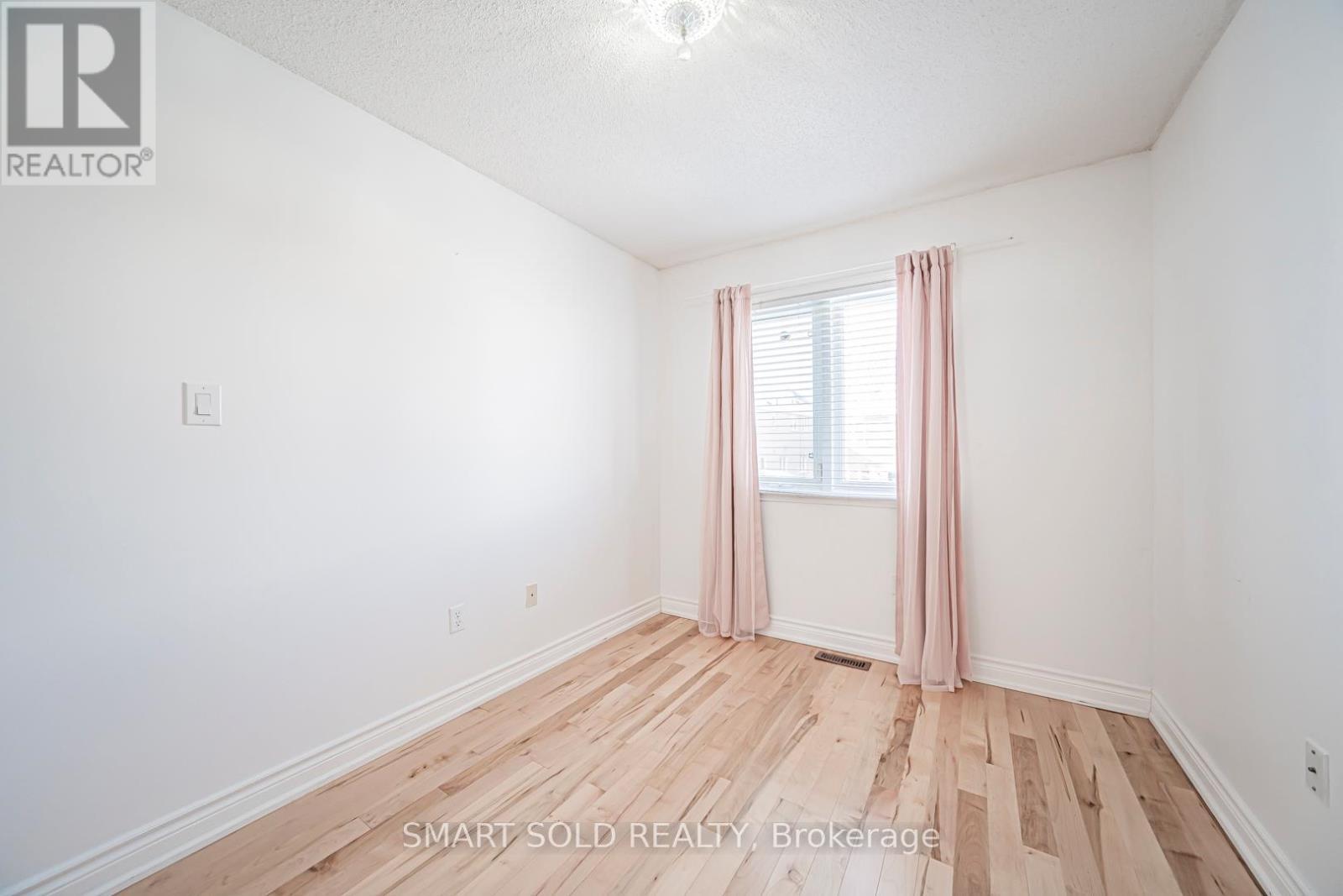 28 Tara Crescent, Markham, ON - Indoor Photo Showing Other Room