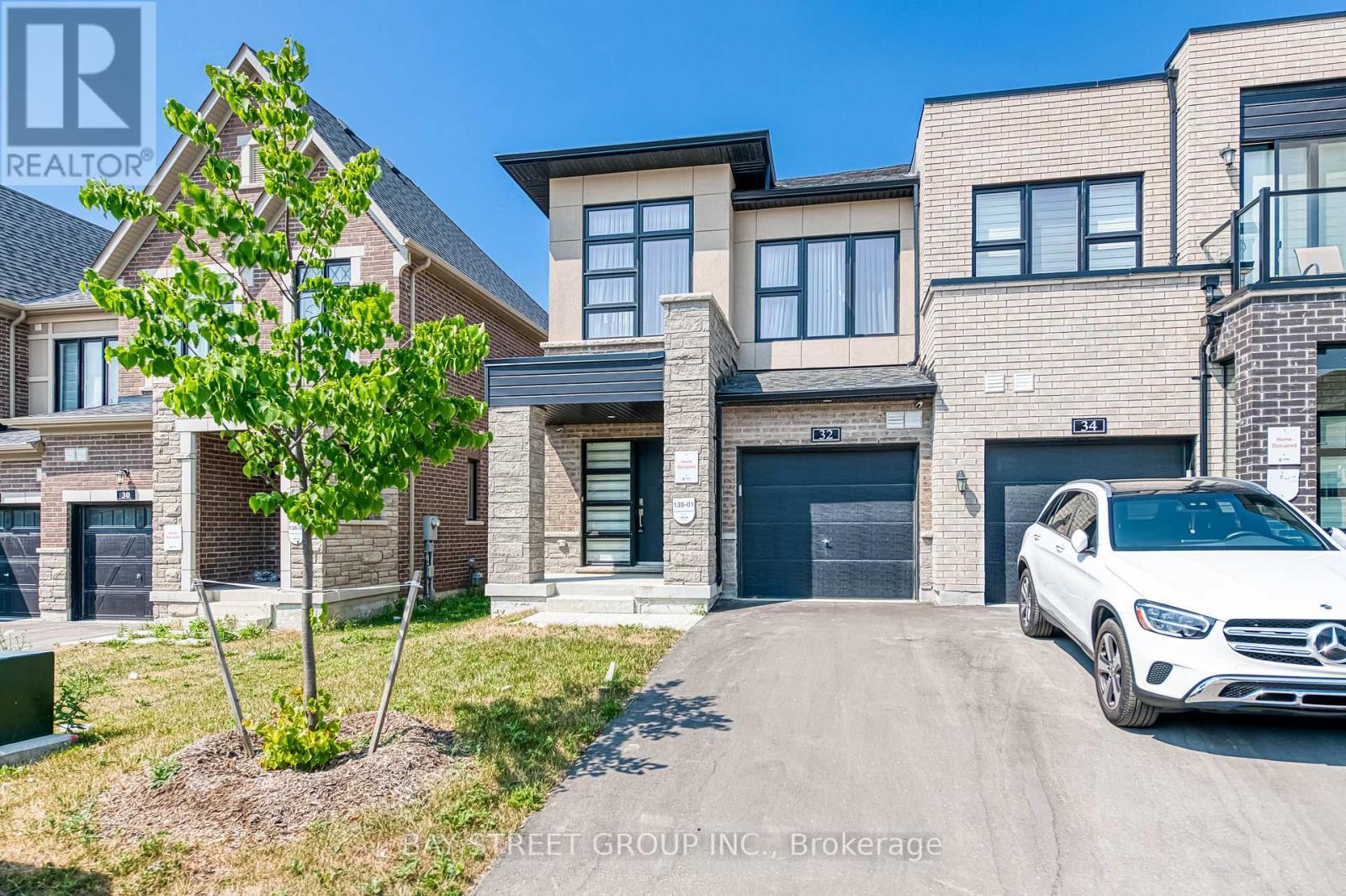 32 Jessica Antonella Street, Markham, ON - Outdoor With Facade