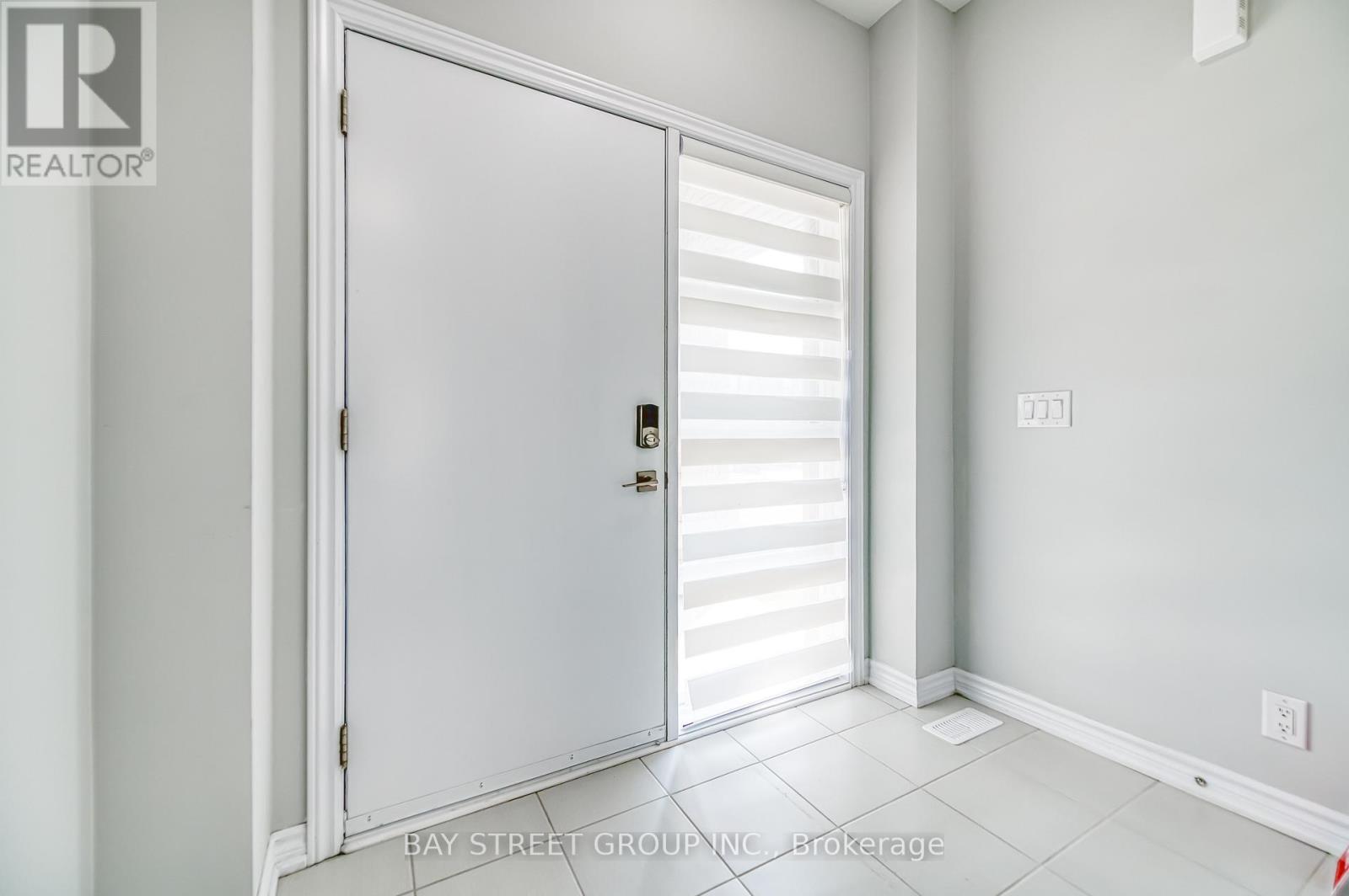 32 Jessica Antonella Street, Markham, ON - Indoor Photo Showing Other Room