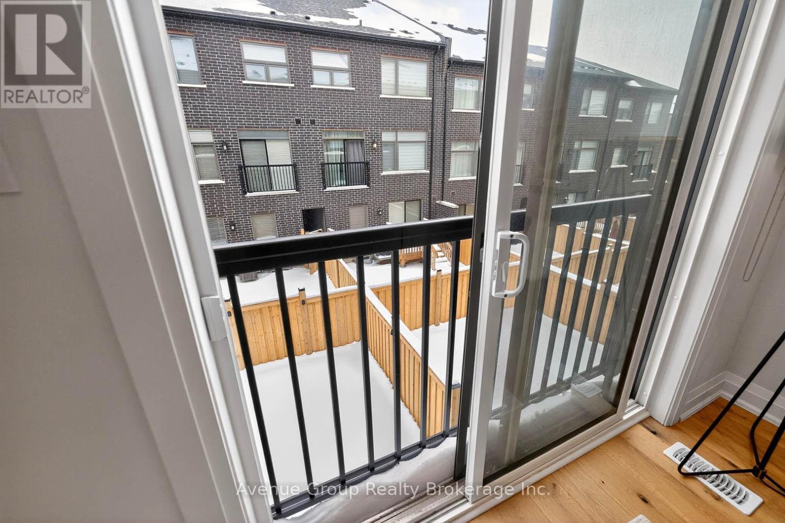 919 Isaac Phillips Way, Newmarket, ON - Indoor Photo Showing Other Room