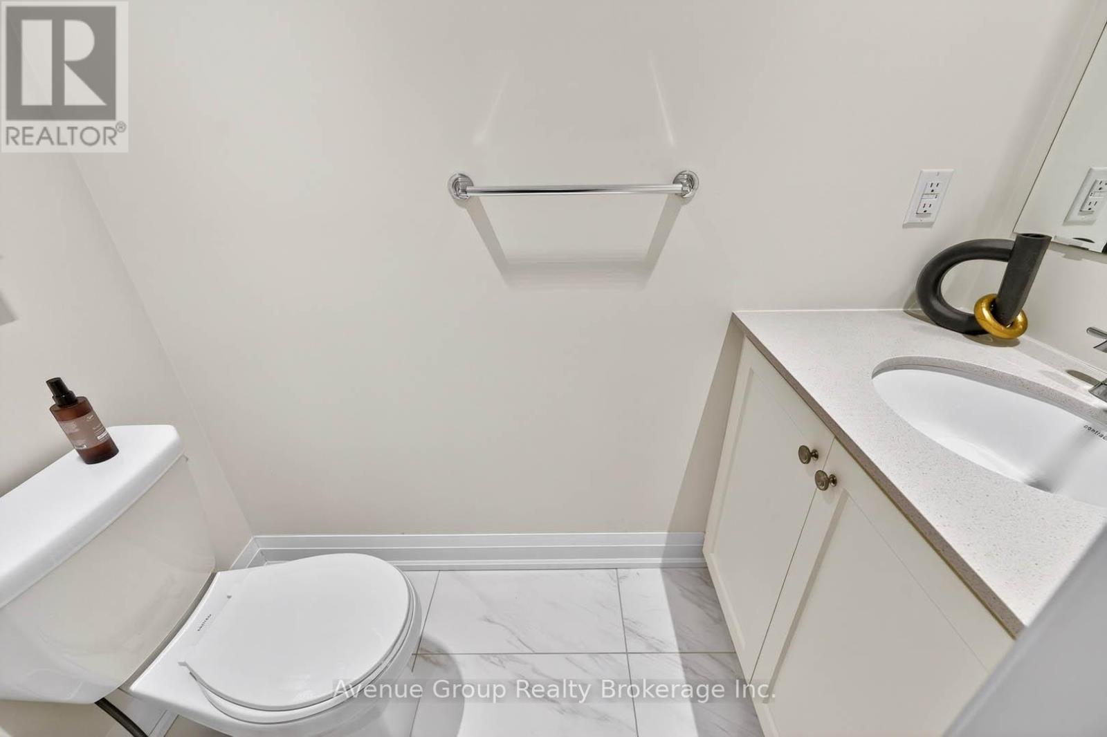 919 Isaac Phillips Way, Newmarket, ON - Indoor Photo Showing Other Room