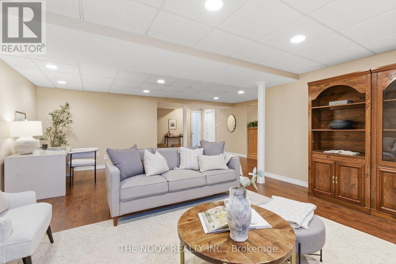 9 James Rowe Drive, Whitby (Williamsburg), ON - Indoor Photo Showing Living Room