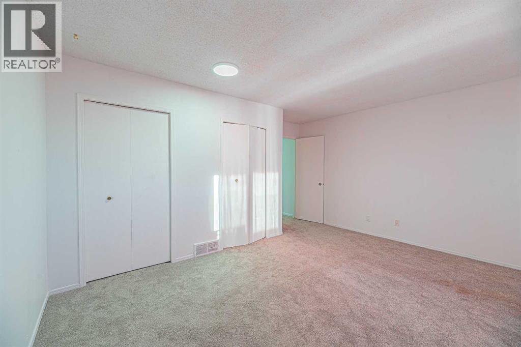 38 Martindale Drive Ne, Calgary, AB - Indoor Photo Showing Other Room