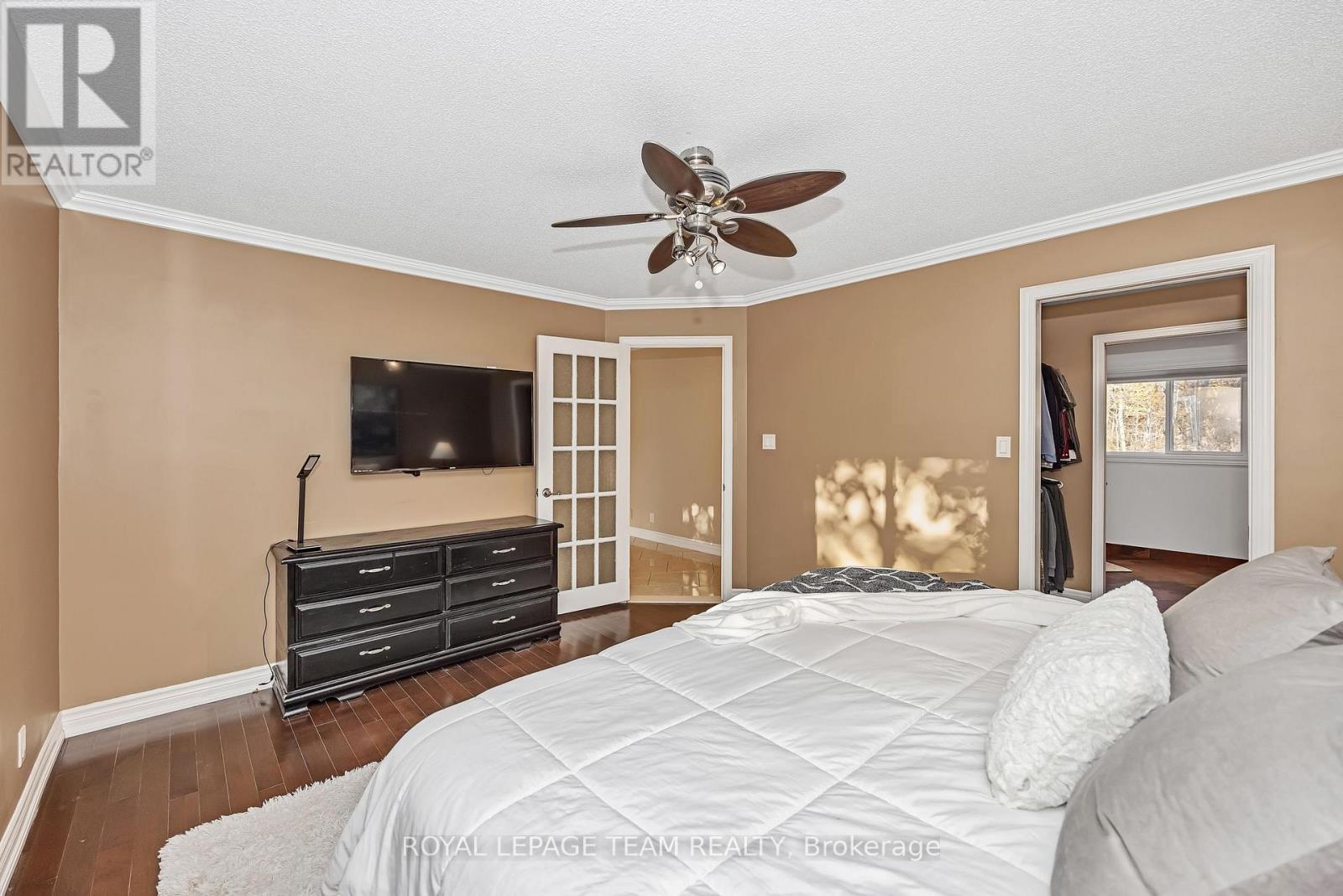 1115 Des Cerisiers Street, Clarence-Rockland, ON - Indoor Photo Showing Bedroom