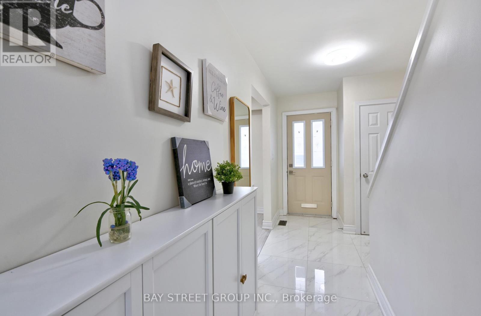 150 Vauxhall Drive, Toronto, ON - Indoor Photo Showing Other Room