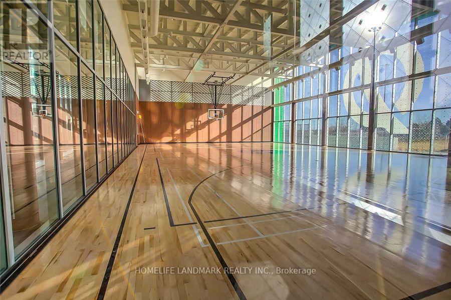 2209 - 117 Mcmahon Drive, Toronto, ON - Indoor Photo Showing Other Room