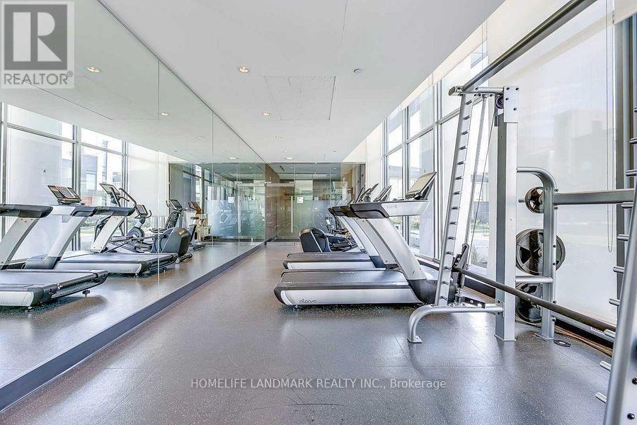 2209 - 117 Mcmahon Drive, Toronto, ON - Indoor Photo Showing Gym Room