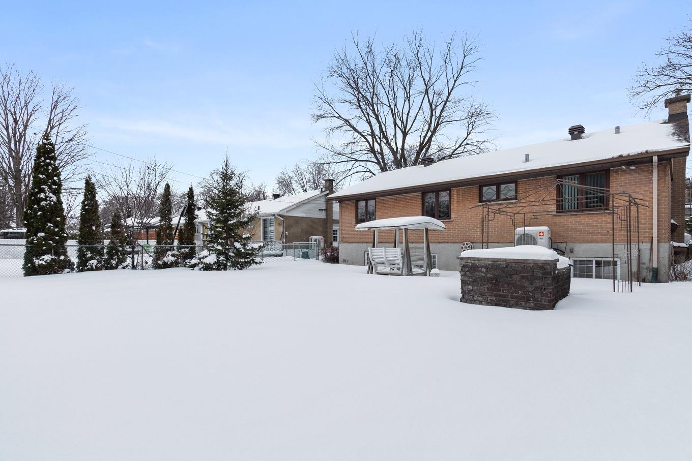 Backyard - 3870 Rue Leonard, Laval (Saint-Vincent-De-Paul), QC - Outdoor