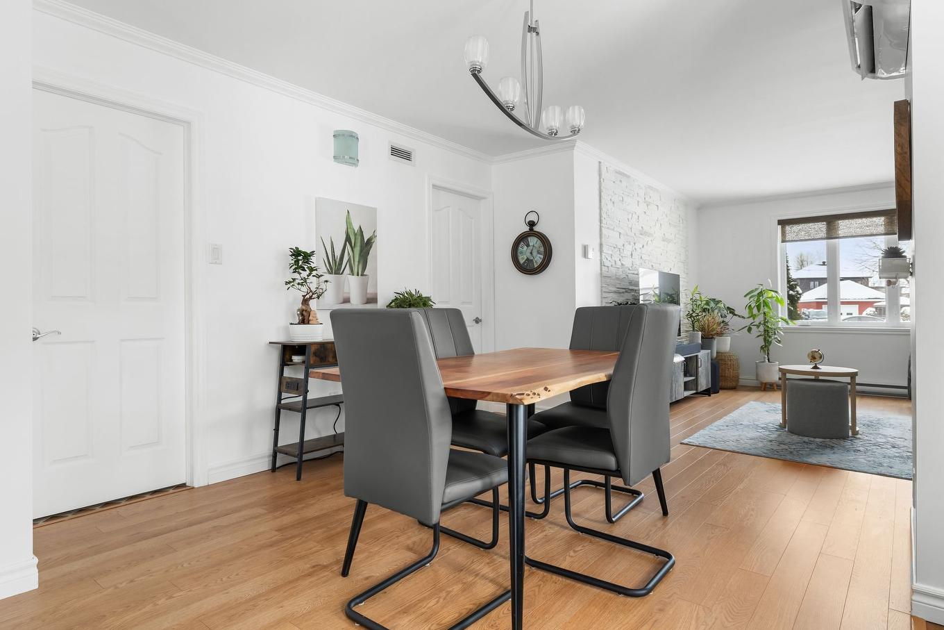 Salle à manger - 1-2741 Route Lagueux, Lévis (Les Chutes-De-La-Chaudière-Ouest), QC - Indoor Photo Showing Dining Room