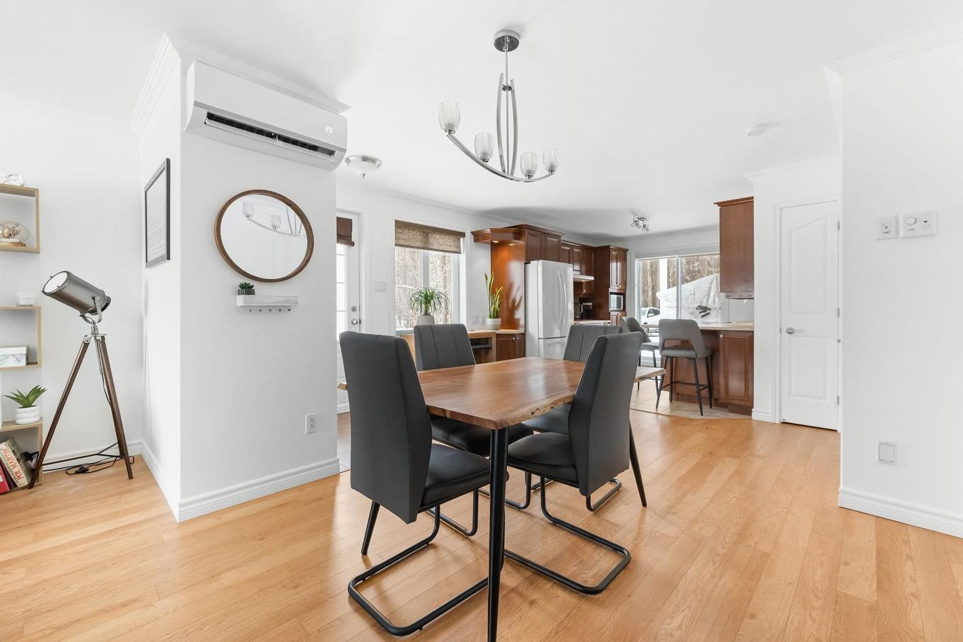 Vue d'ensemble - 1-2741 Route Lagueux, Lévis (Les Chutes-De-La-Chaudière-Ouest), QC - Indoor Photo Showing Dining Room