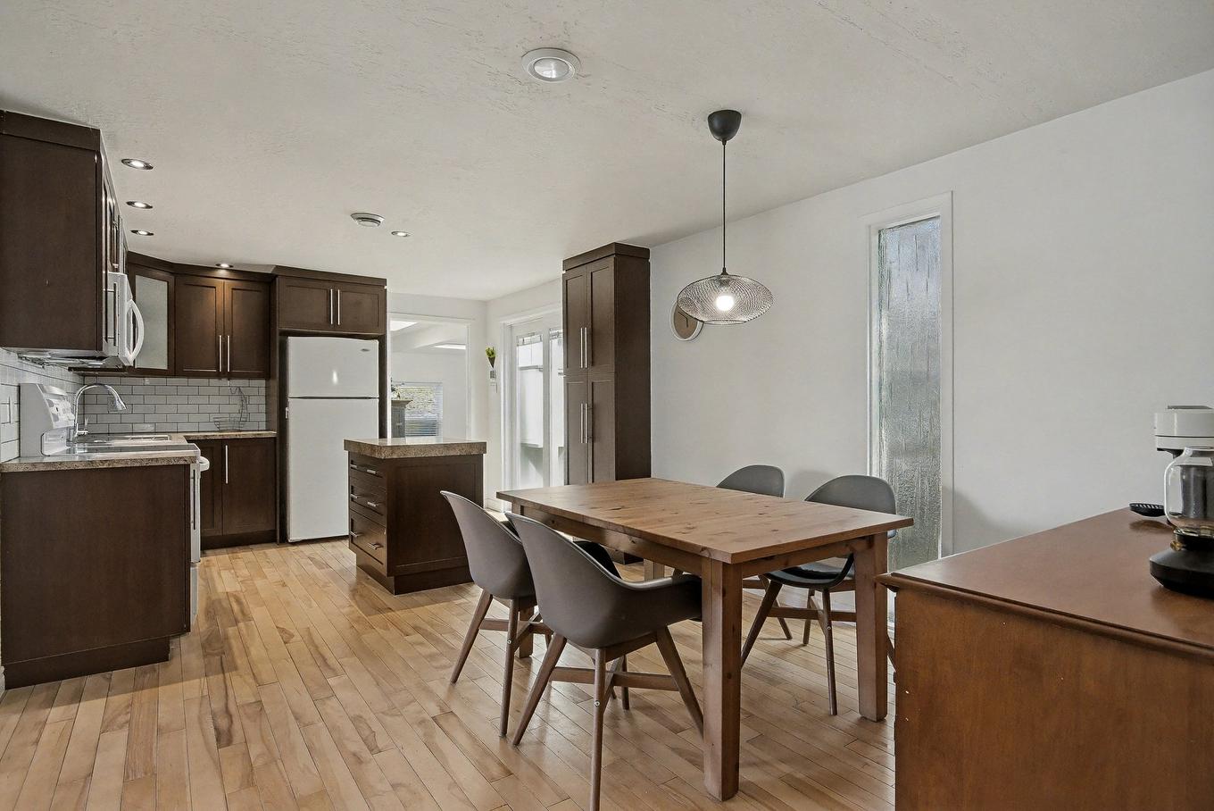 Dining room - 198 Rue Courville, Saint-Jean-Sur-Richelieu, QC - Indoor