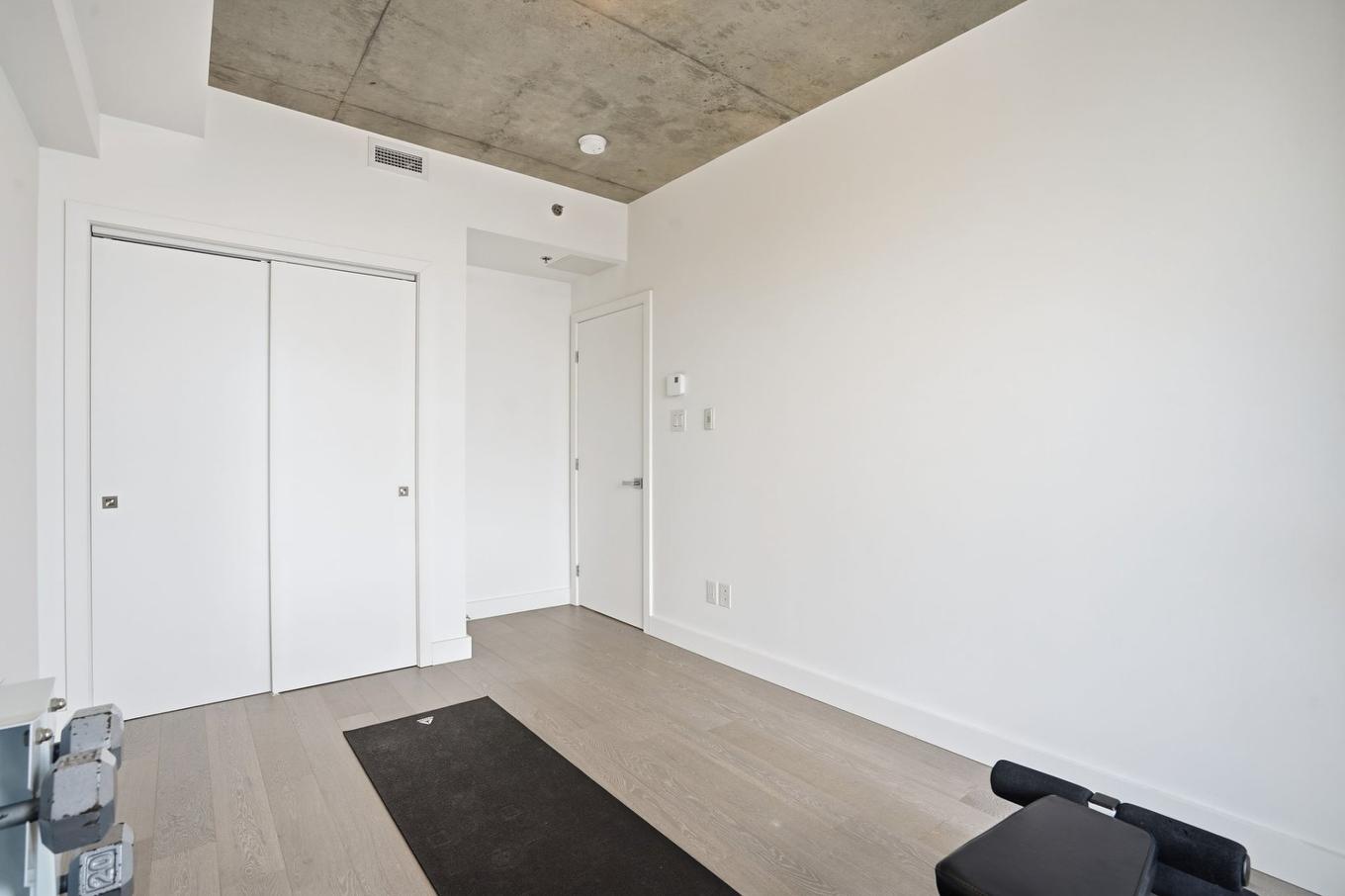 Chambre à coucher - 609-75 Rue De Castelnau O., Montréal (Villeray/Saint-Michel/Parc-Extension), QC - Indoor Photo Showing Other Room