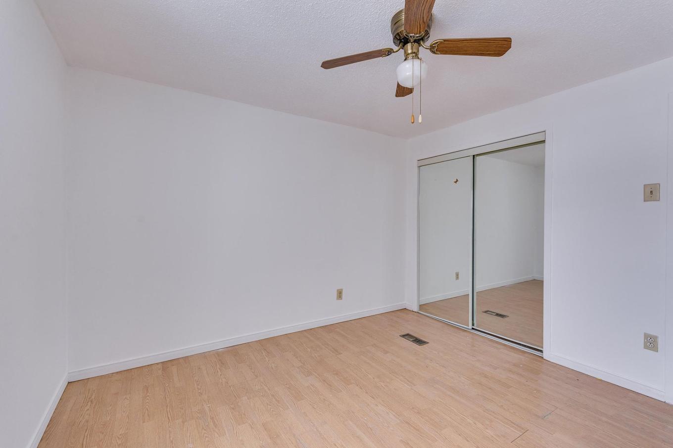 Chambre à coucher - 287 Rue Main, Gatineau (Gatineau), QC - Indoor Photo Showing Other Room