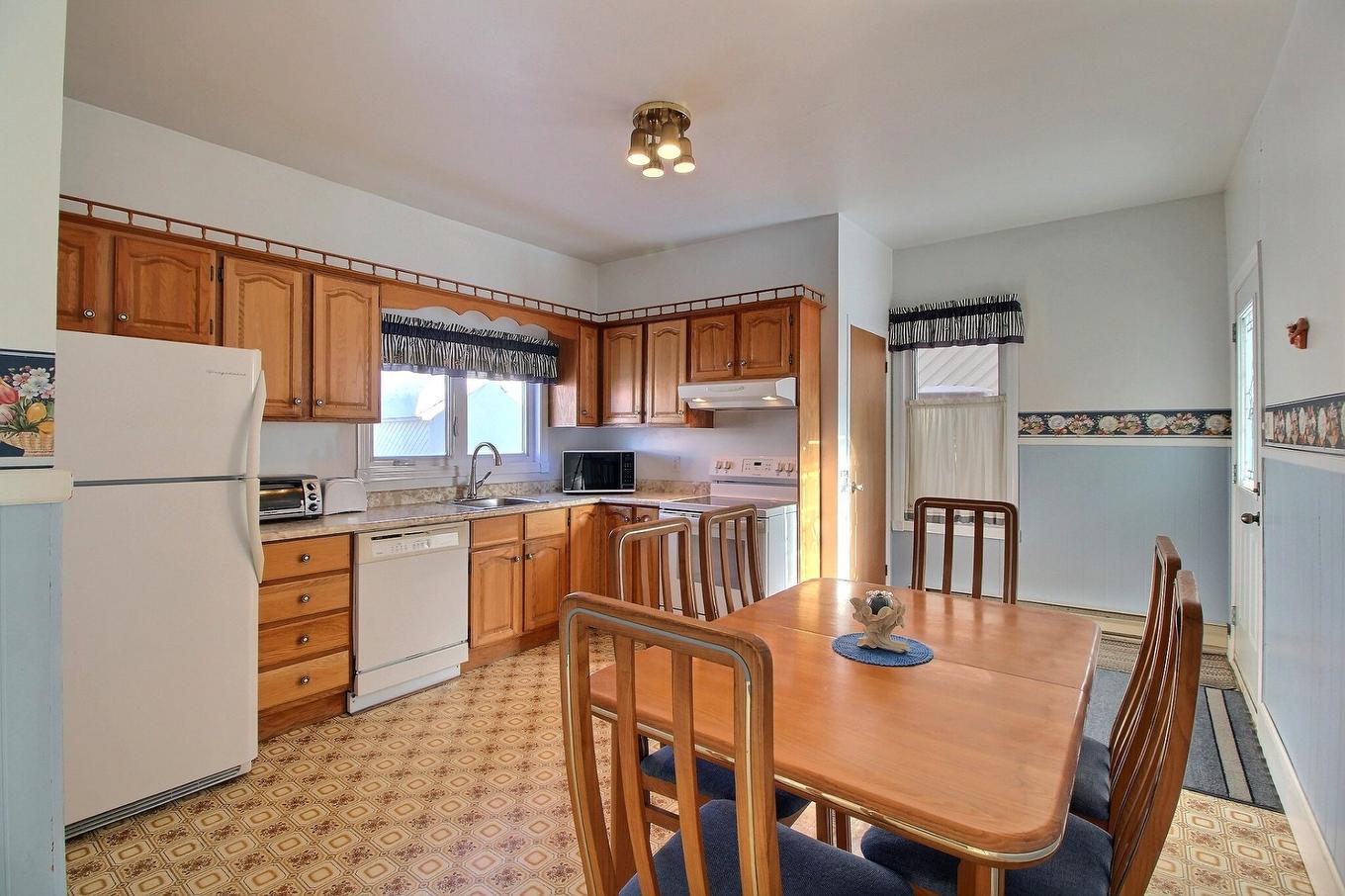 Cuisine - 821 8E Avenue, Senneterre - Ville, QC - Indoor