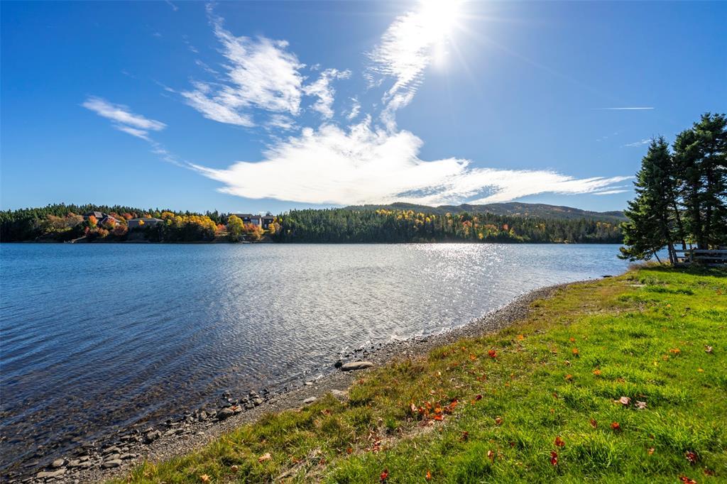 47-49 North River Road, North River, NL