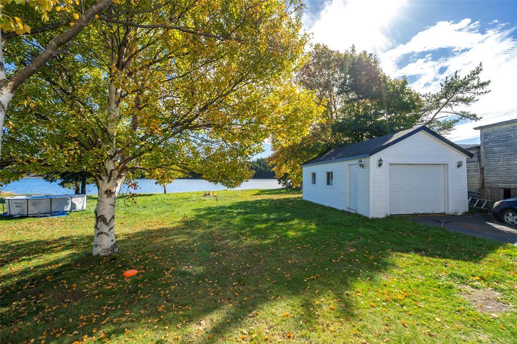 47-49 North River Road, North River, NL