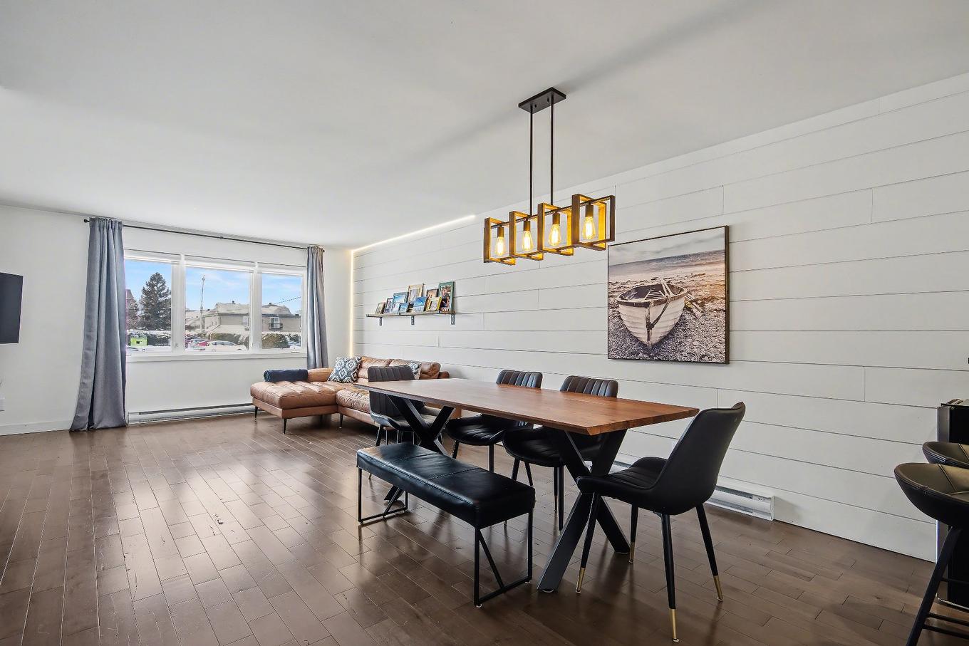 Salle à manger - 1025 Boul. De Normandie, Saint-Jean-Sur-Richelieu, QC - Indoor