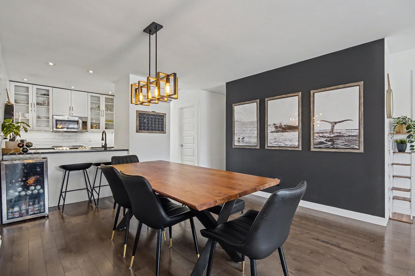 Salle à manger - 1025 Boul. De Normandie, Saint-Jean-Sur-Richelieu, QC - Indoor Photo Showing Dining Room