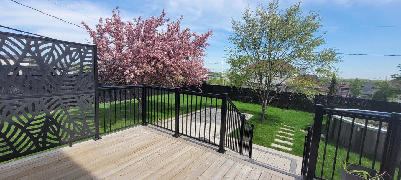 Cour - 40 Rue Michel-Mcnabb, Notre-Dame-De-L'Île-Perrot, QC - Outdoor