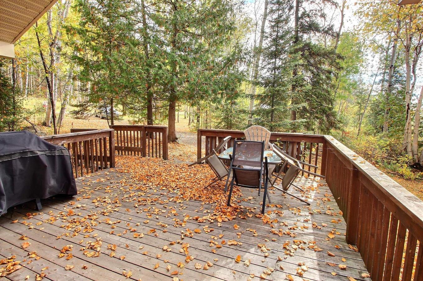 Terrasse - 1124 Ch. De La Baie-Solitaire, Rouyn-Noranda, QC - Outdoor With Deck Patio Veranda With Exterior