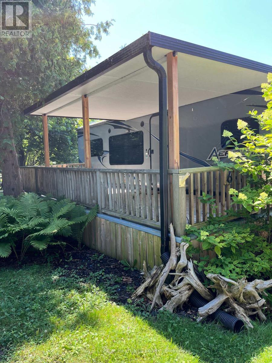 6 Lighthouse Cove Road, Bluewater (Bayfield), ON - Outdoor