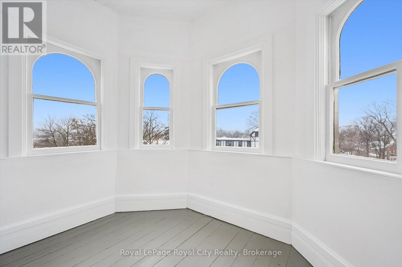 143 Norfolk Street, Guelph (Downtown), ON