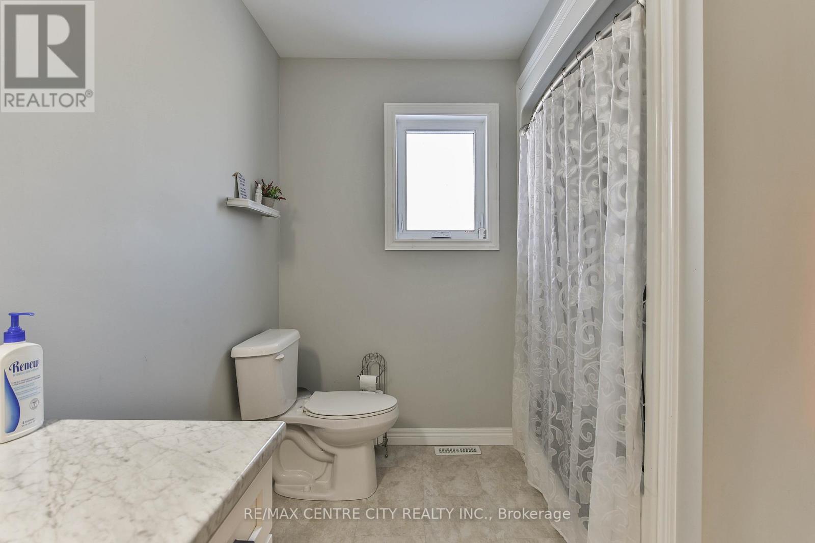 6605 Soper Road, Bayham, ON - Indoor Photo Showing Bathroom