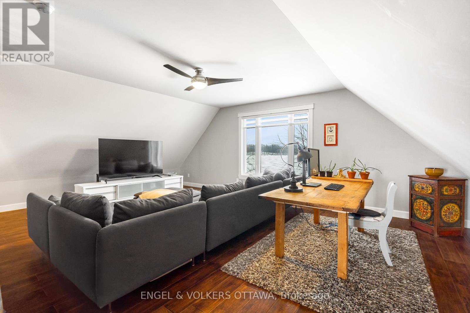 2882 Bay Road, Champlain, ON - Indoor