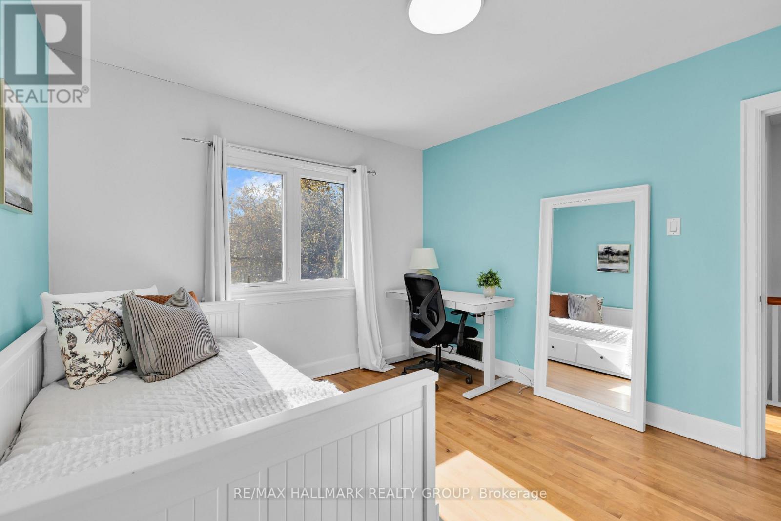 163 Ruskin Street, Ottawa, ON - Indoor Photo Showing Bedroom