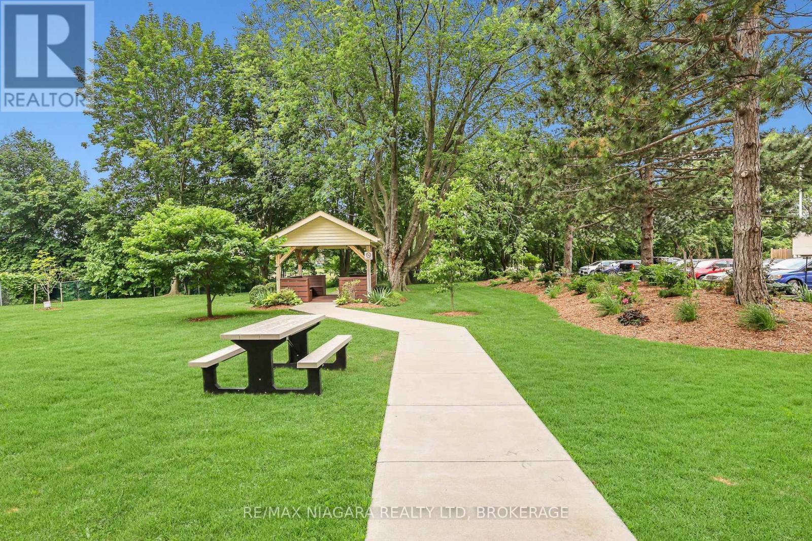 1003 - 365 Geneva Street, St. Catharines (Fairview), ON - Outdoor