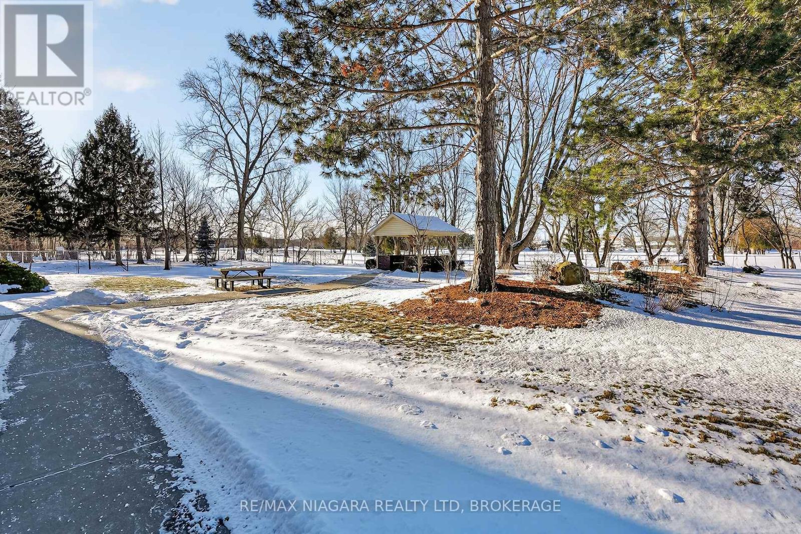 1003 - 365 Geneva Street, St. Catharines (Fairview), ON - Outdoor With View