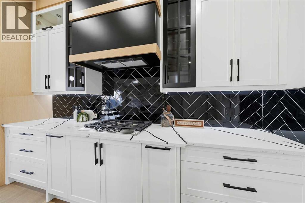 425 Watercrest Place, Chestermere, AB - Indoor Photo Showing Kitchen