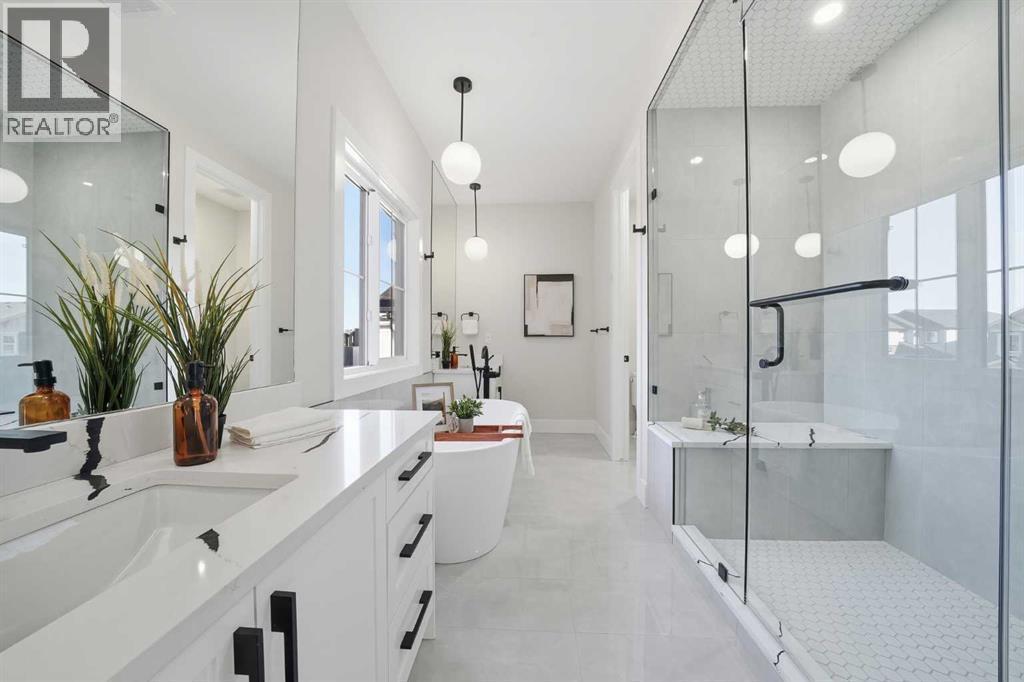 425 Watercrest Place, Chestermere, AB - Indoor Photo Showing Bathroom