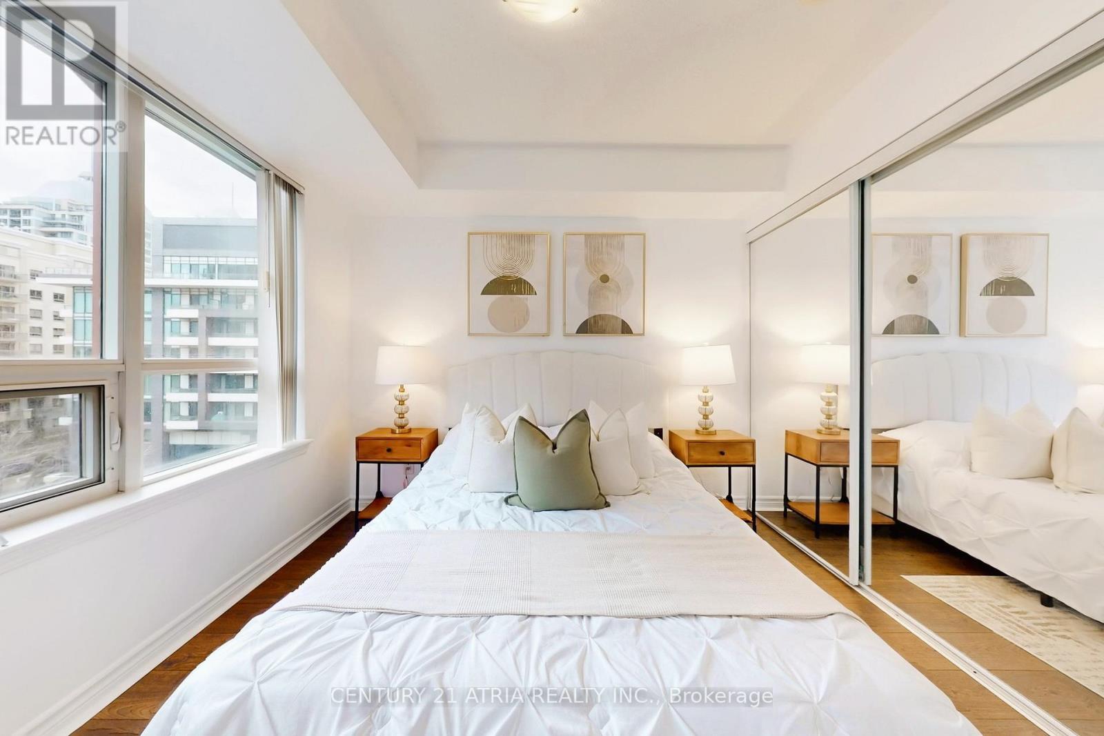 405 - 27 Rean Drive, Toronto, ON - Indoor Photo Showing Bedroom