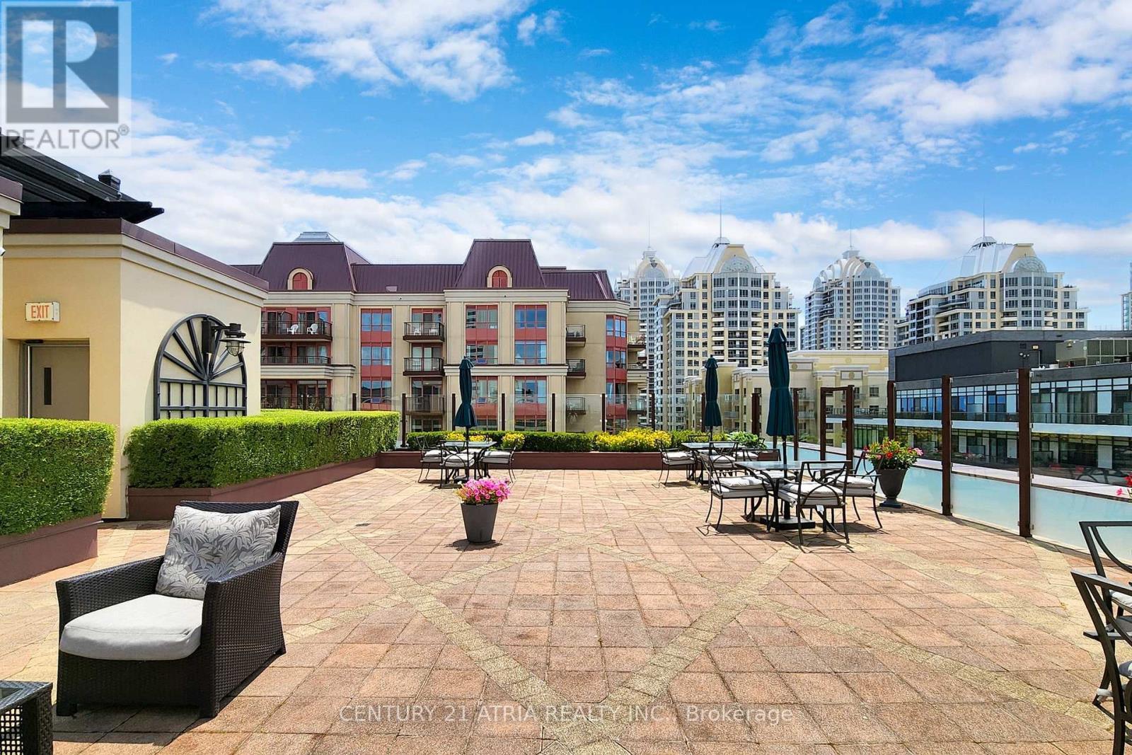 405 - 27 Rean Drive, Toronto, ON - Outdoor