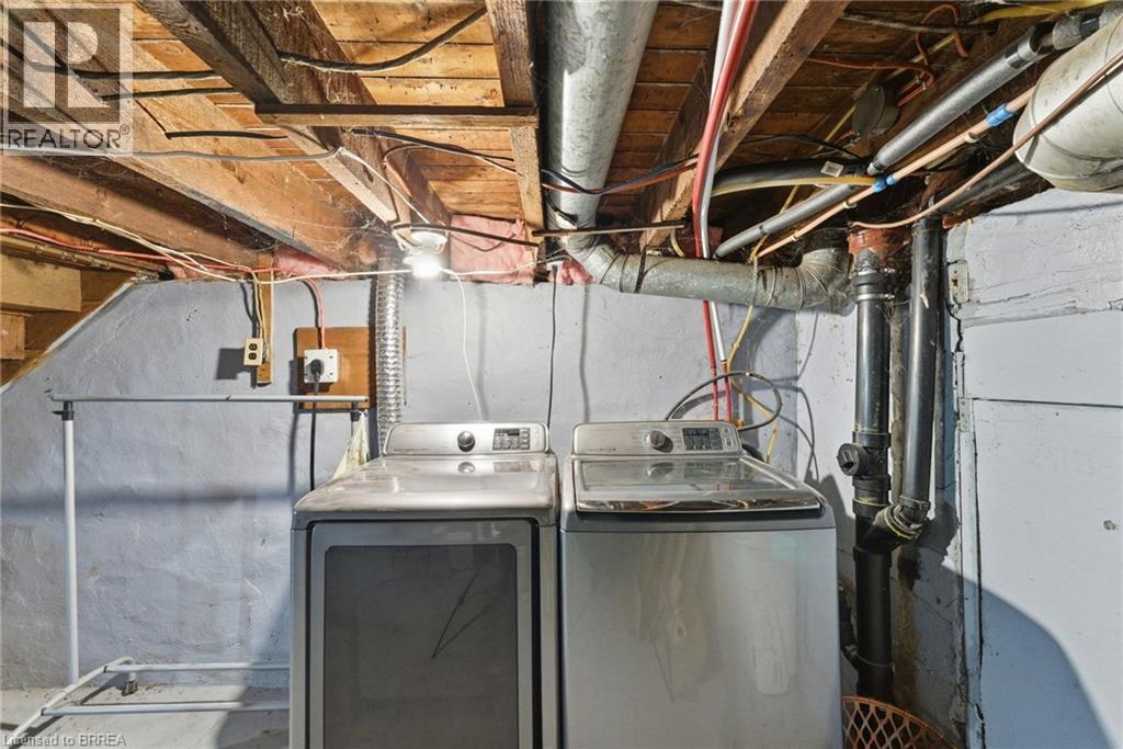 166 Beach Road, Hamilton, ON - Indoor Photo Showing Basement
