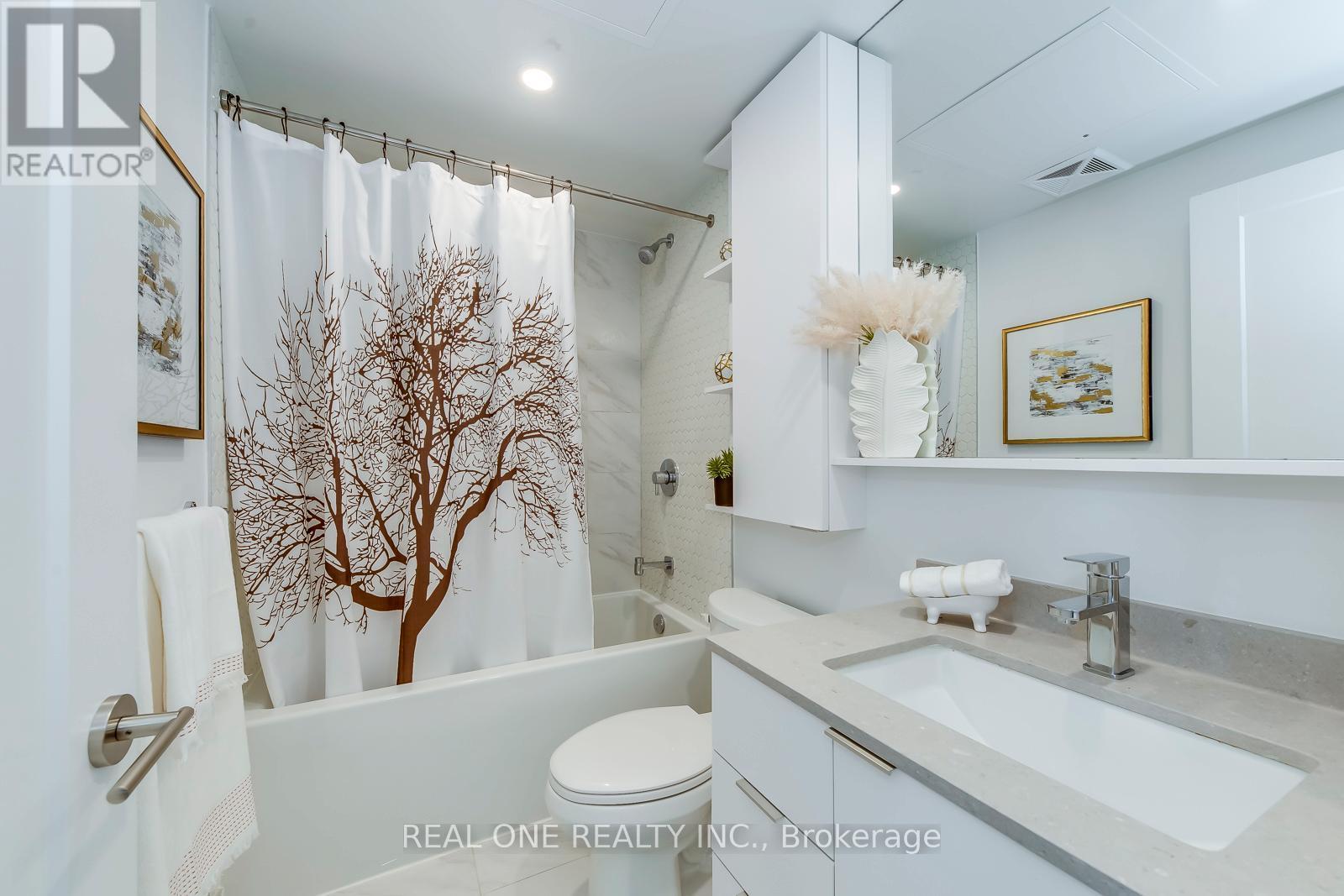 921N - 9 Clegg Road, Markham, ON - Indoor Photo Showing Bathroom